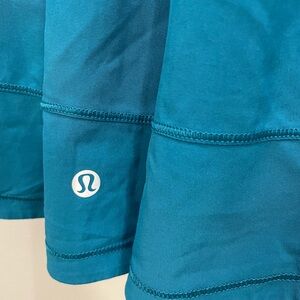RARE Like-new Lululemon teal pace revival skirt